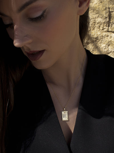 Collar Medalla Solar JO-19427-PE