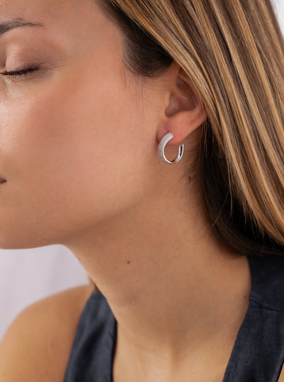 Pendientes brillantes forma aro abierto JO-19945-A
