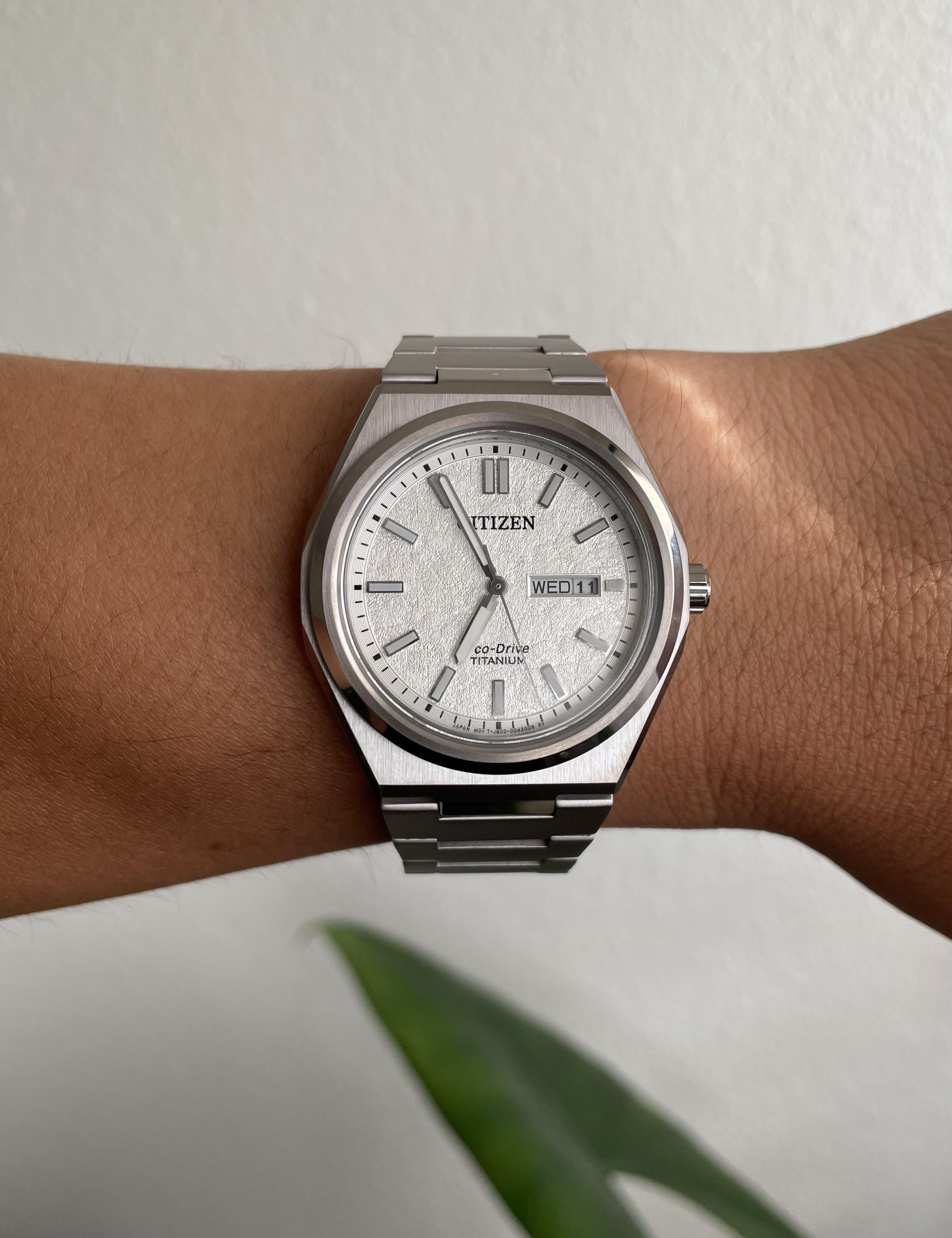 Reloj Citizen Caballero 3 Agujas Super Titanium JO-AW0130-85A - Relojería Joyería Orlando