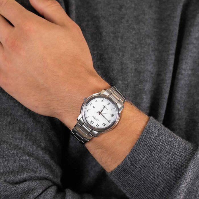 Reloj Citizen Caballero Eco Drive OF Collection JO-AW1211-80A